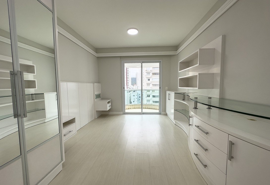 3 Bed, 2 Bath, ApartmentFor Sale, Centro, Santa Catarina, 88330-786