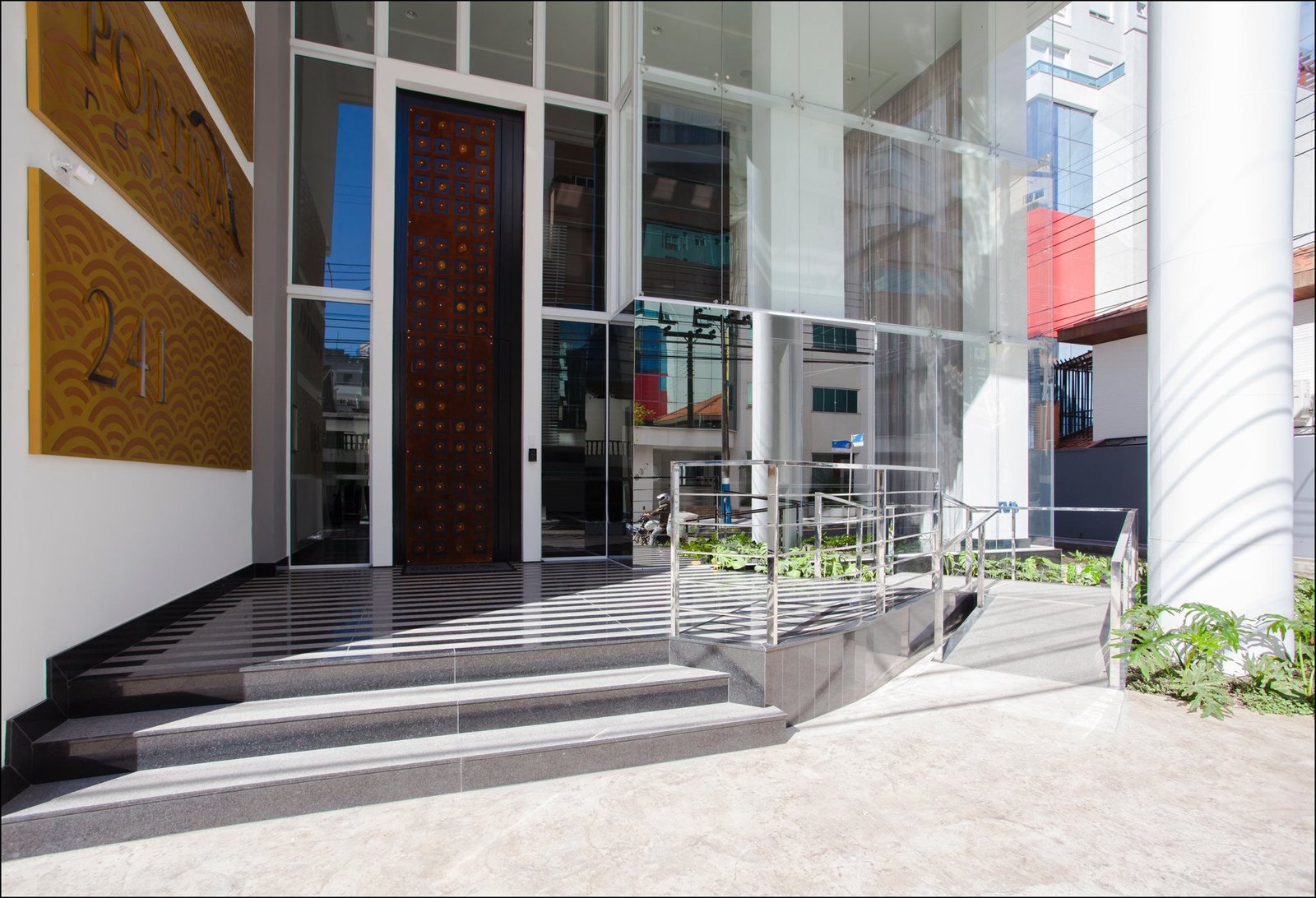 3 Bed, 4 Bath, ApartmentFor Sale, Centro, Santa Catarina, 88330-729