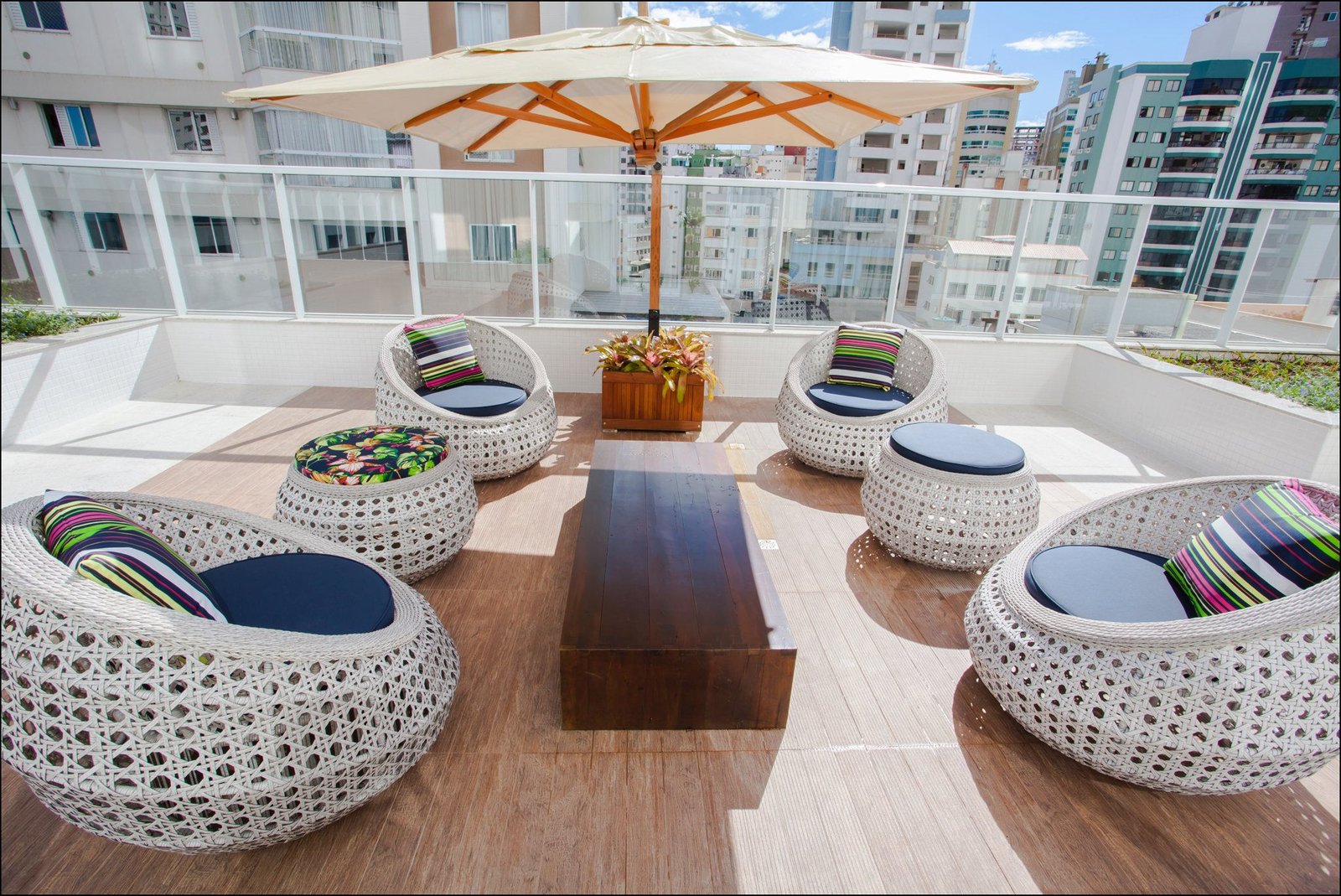 3 Bed, 4 Bath, ApartmentFor Sale, Centro, Santa Catarina, 88330-729