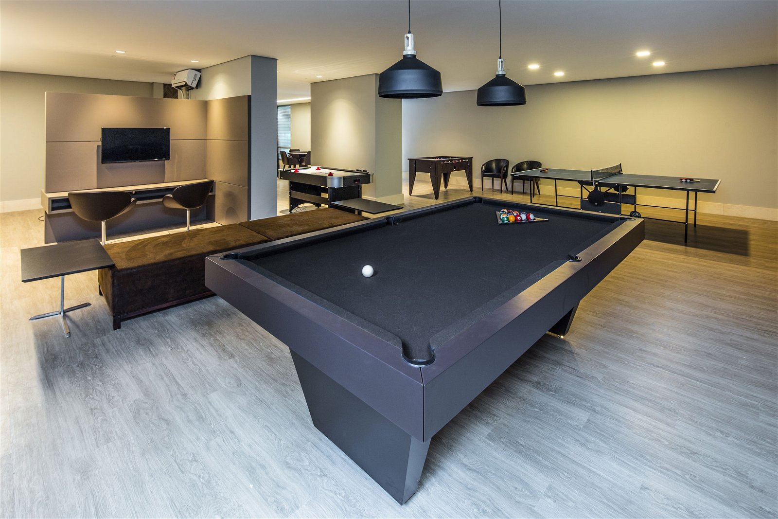 4 Bed, 5 Bath, ApartmentFor Sale, Centro, Santa Catarina, 88330-036