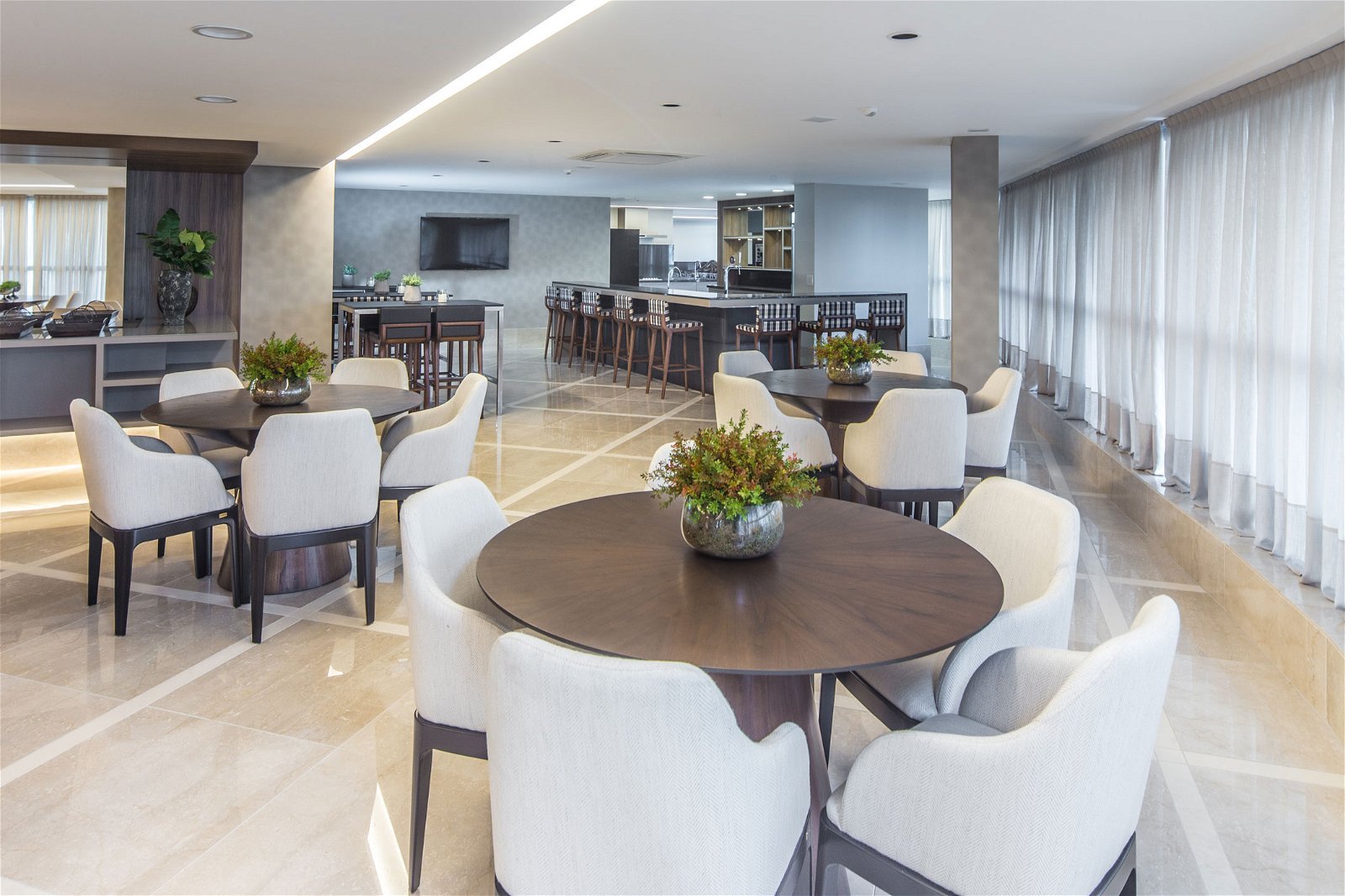 4 Bed, 5 Bath, ApartmentFor Sale, Centro, Santa Catarina, 88330-036