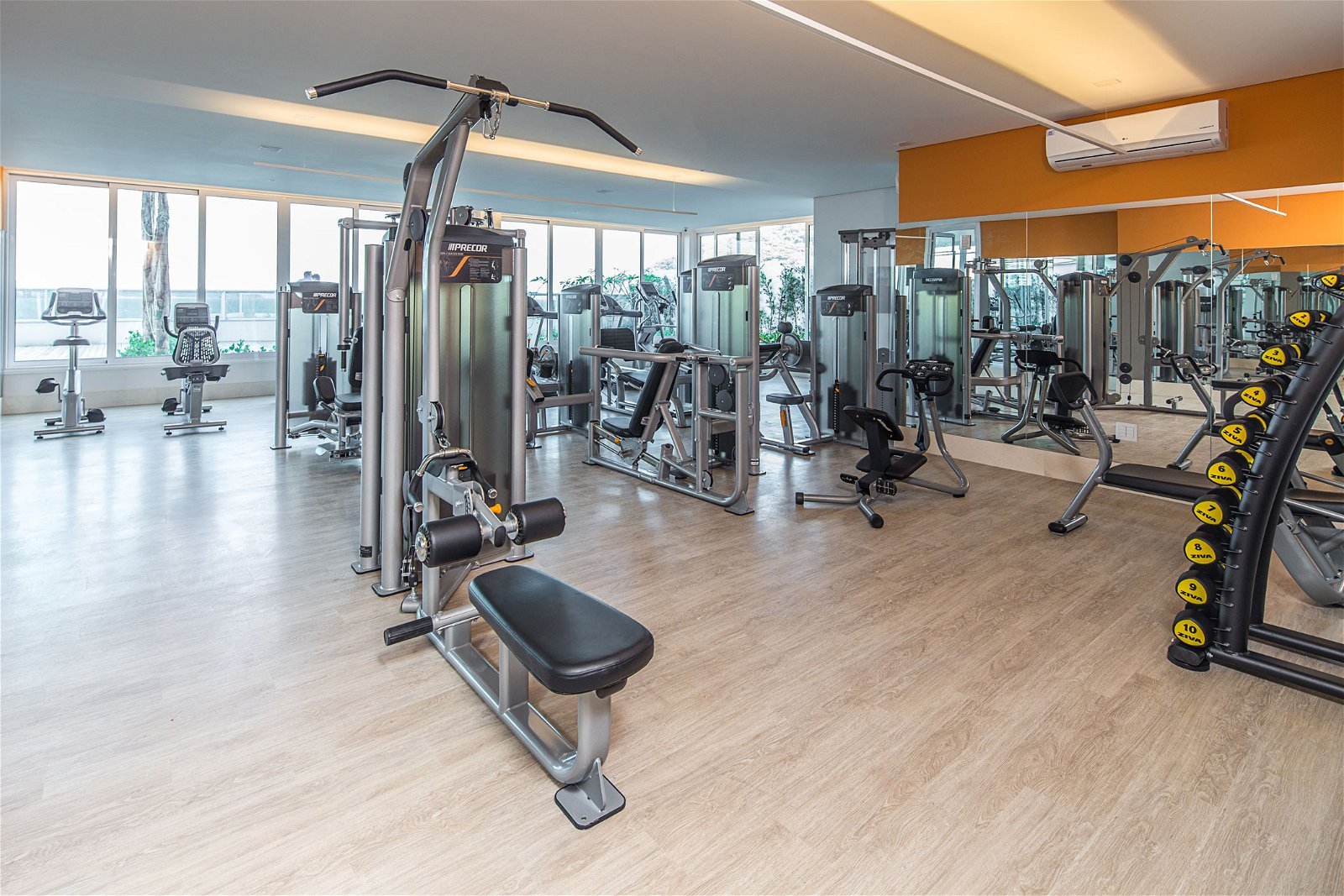 4 Bed, 5 Bath, ApartmentFor Sale, Centro, Santa Catarina, 88330-036