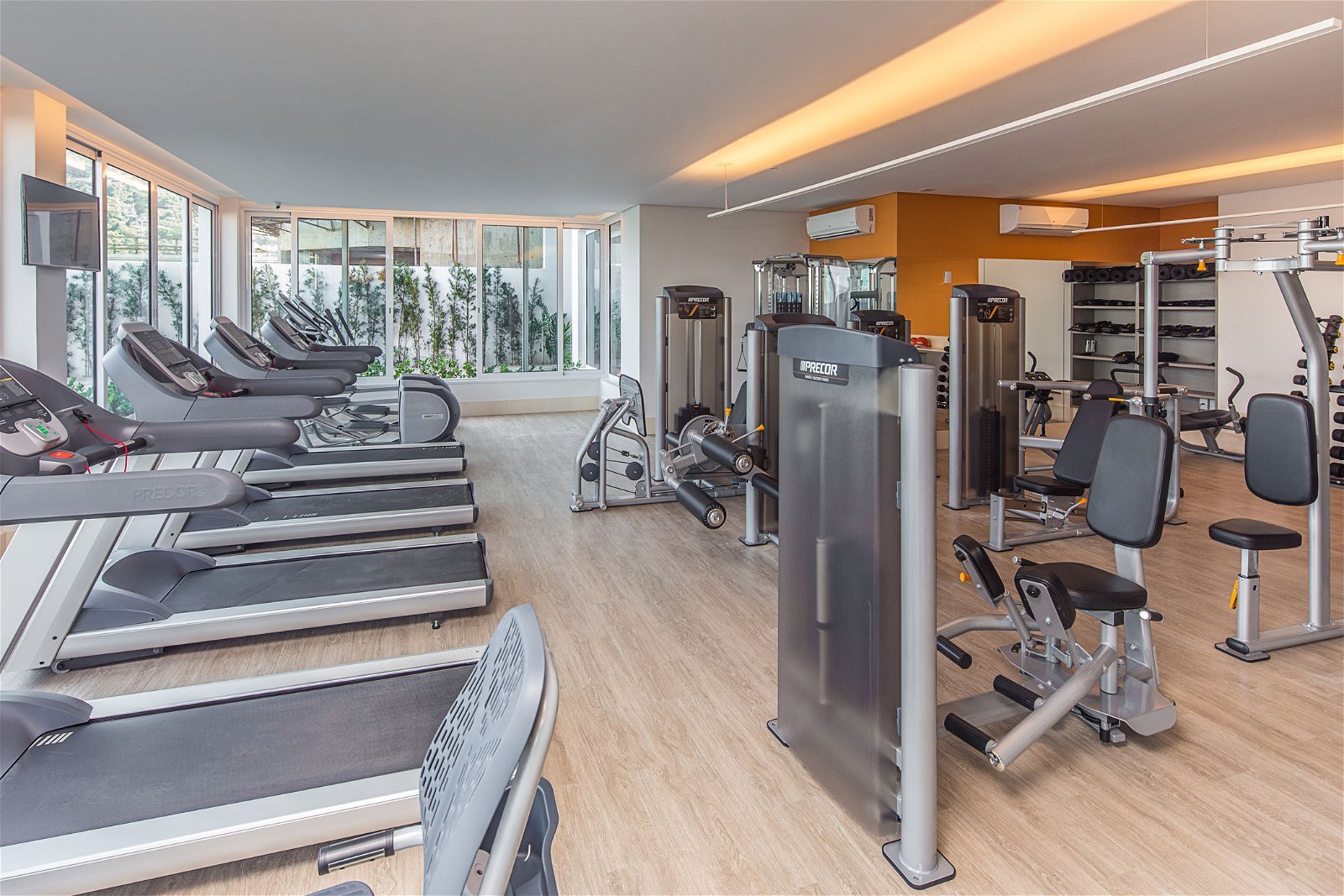 4 Bed, 5 Bath, ApartmentFor Sale, Centro, Santa Catarina, 88330-036