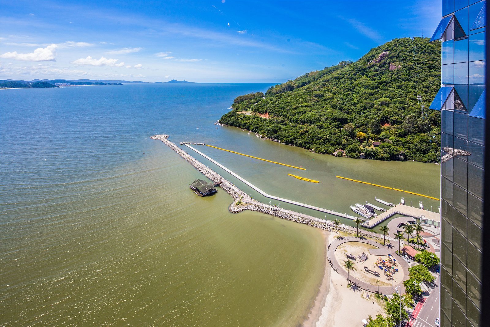 4 Bed, 5 Bath, ApartmentFor Sale, Centro, Santa Catarina, 88330-036