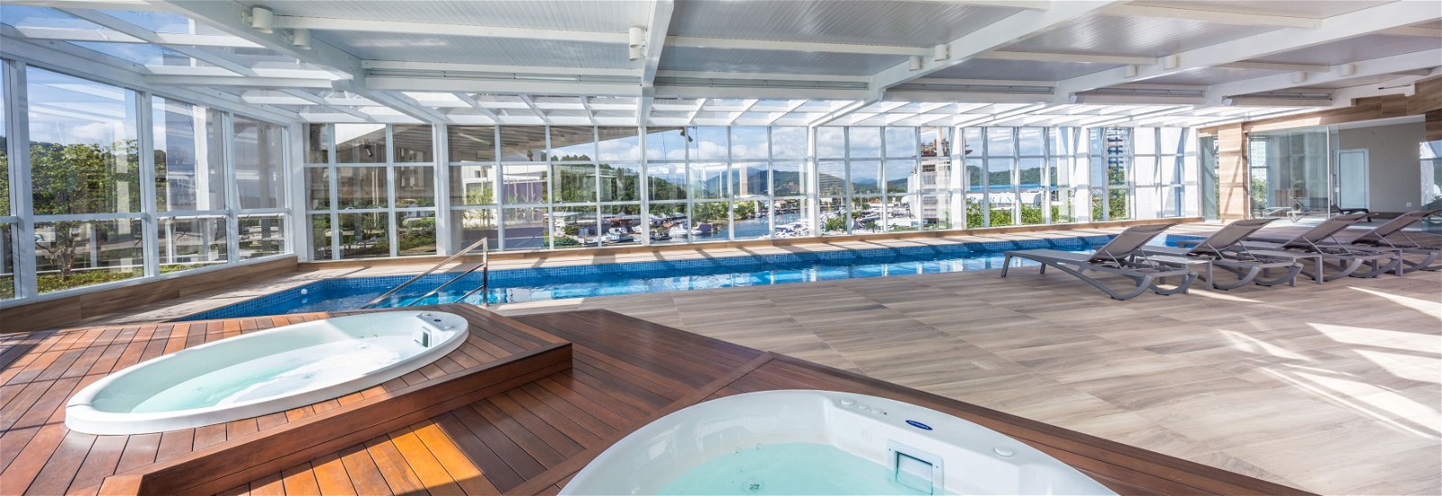 4 Bed, 5 Bath, ApartmentFor Sale, Centro, Santa Catarina, 88330-036