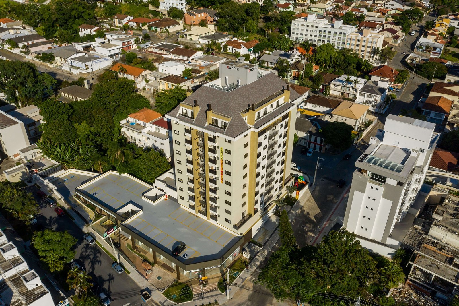 2 Bed, 2 Bath, ApartmentFor Sale, Santa Catarina, Trindade, 88036-001