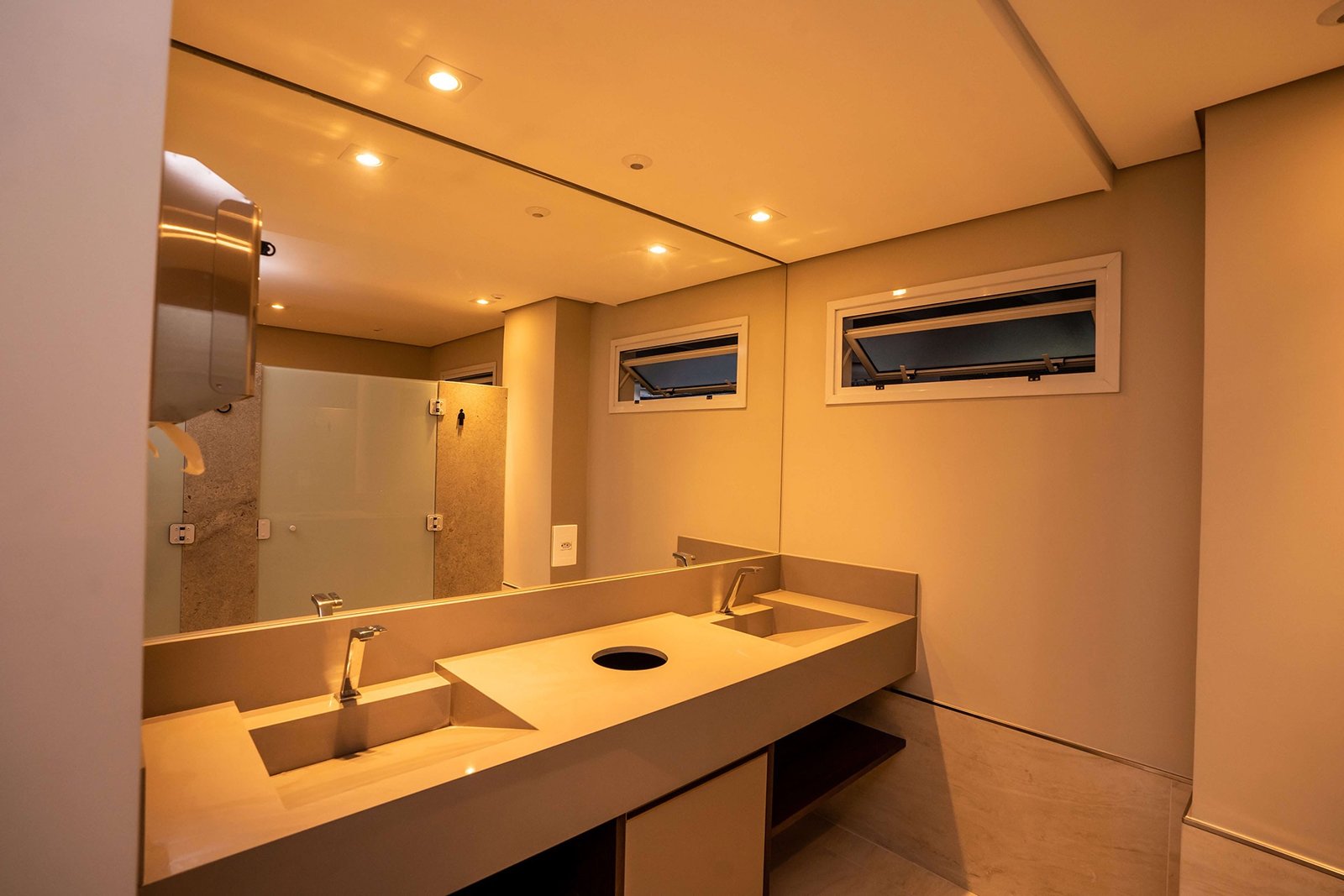 2 Bed, 2 Bath, ApartmentFor Sale, Santa Catarina, Trindade, 88036-001