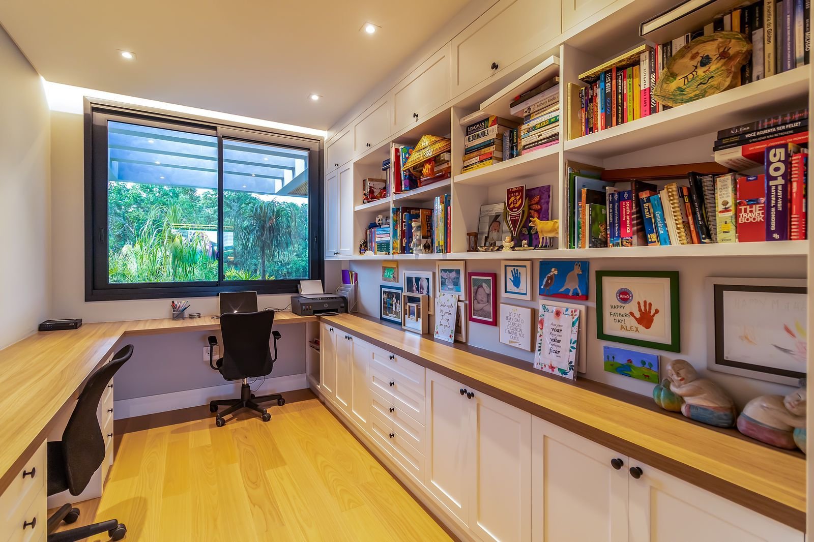 4 Bed, 5 Bath, HouseFor Sale, Jurerê Internacional, Santa Catarina, 88053-417