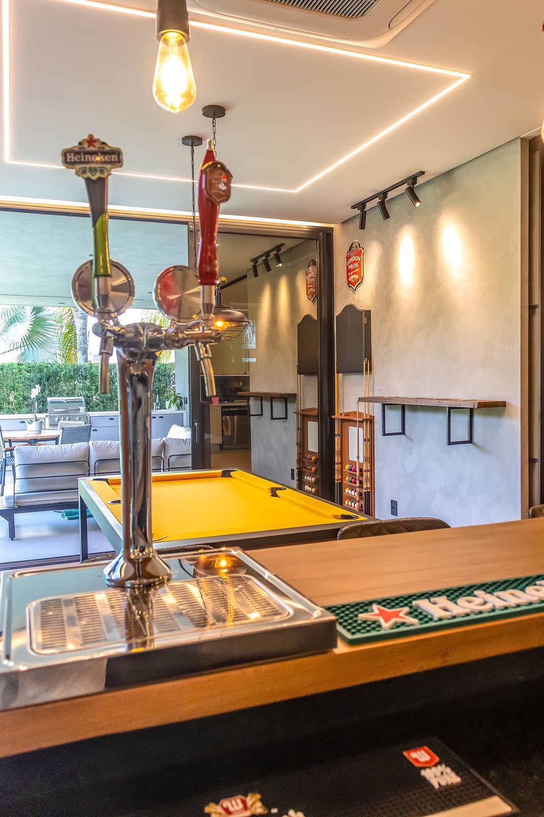 4 Bed, 5 Bath, HouseFor Sale, Jurerê Internacional, Santa Catarina, 88053-417