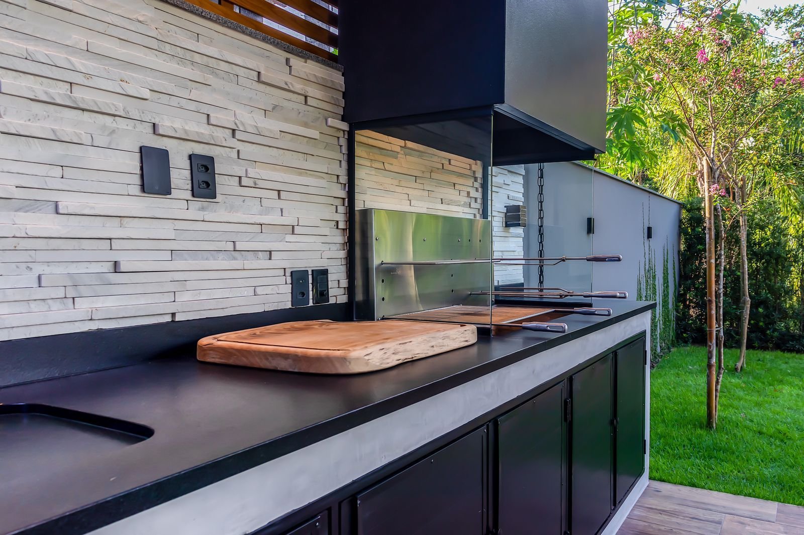 4 Bed, 5 Bath, HouseFor Sale, Jurerê Internacional, Santa Catarina, 88053-417