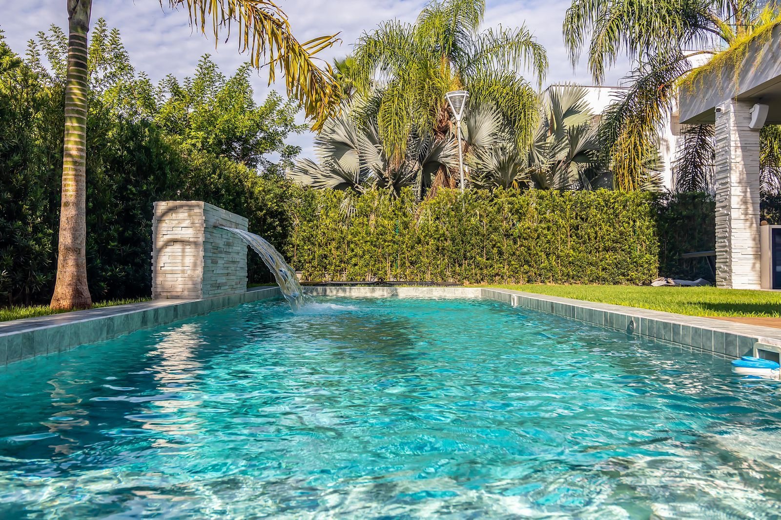 4 Bed, 5 Bath, HouseFor Sale, Jurerê Internacional, Santa Catarina, 88053-417