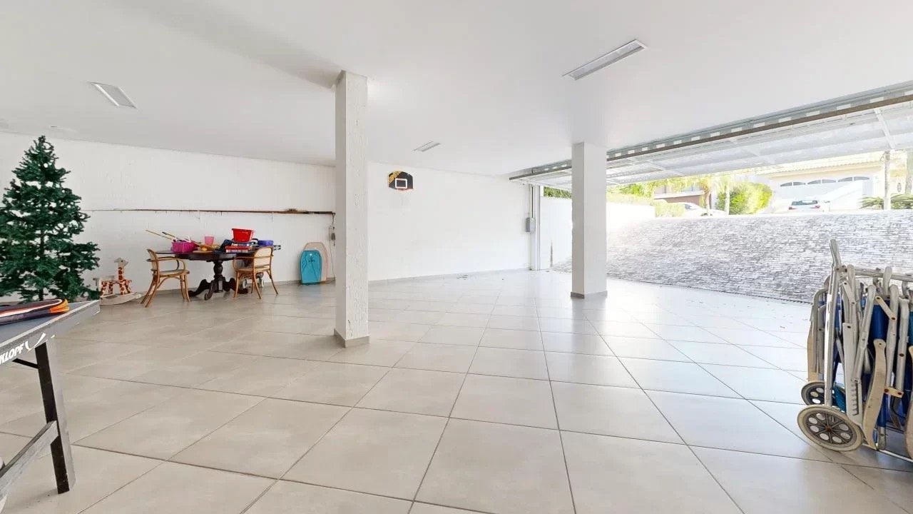 4 Bed, 5 Bath, HouseFor Sale, Jurerê Internacional, Santa Catarina, 88053-317