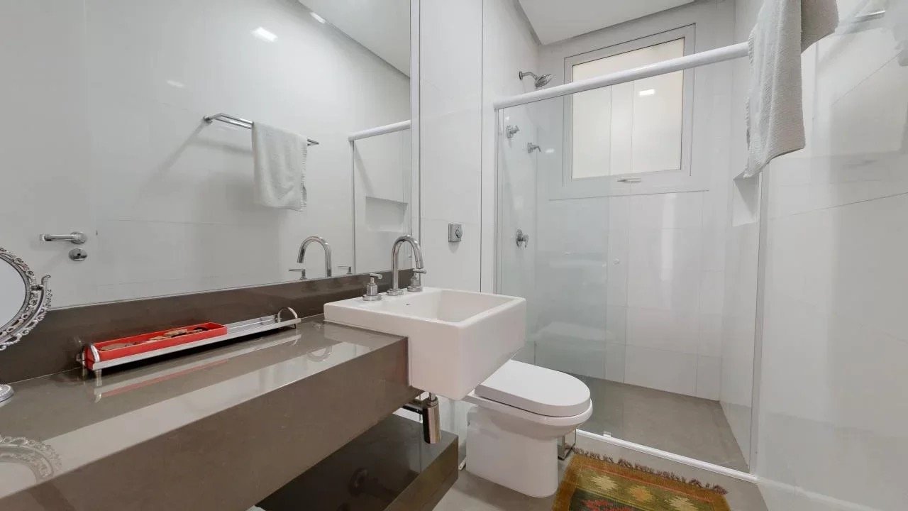 4 Bed, 5 Bath, HouseFor Sale, Jurerê Internacional, Santa Catarina, 88053-317