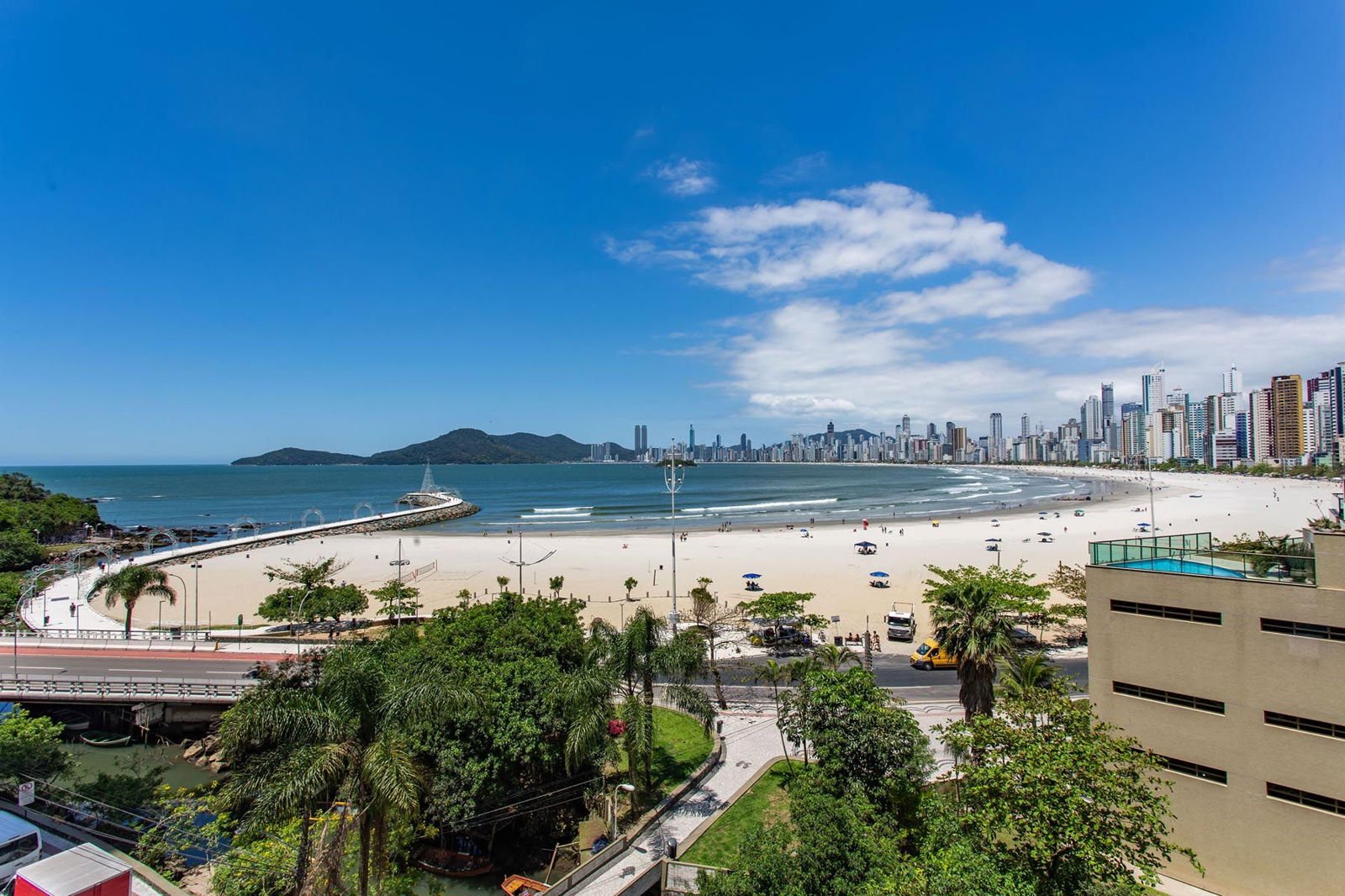 3 Bed, 3 Bath, ApartmentFor Sale, Pioneiros, Santa Catarina, 88331-010