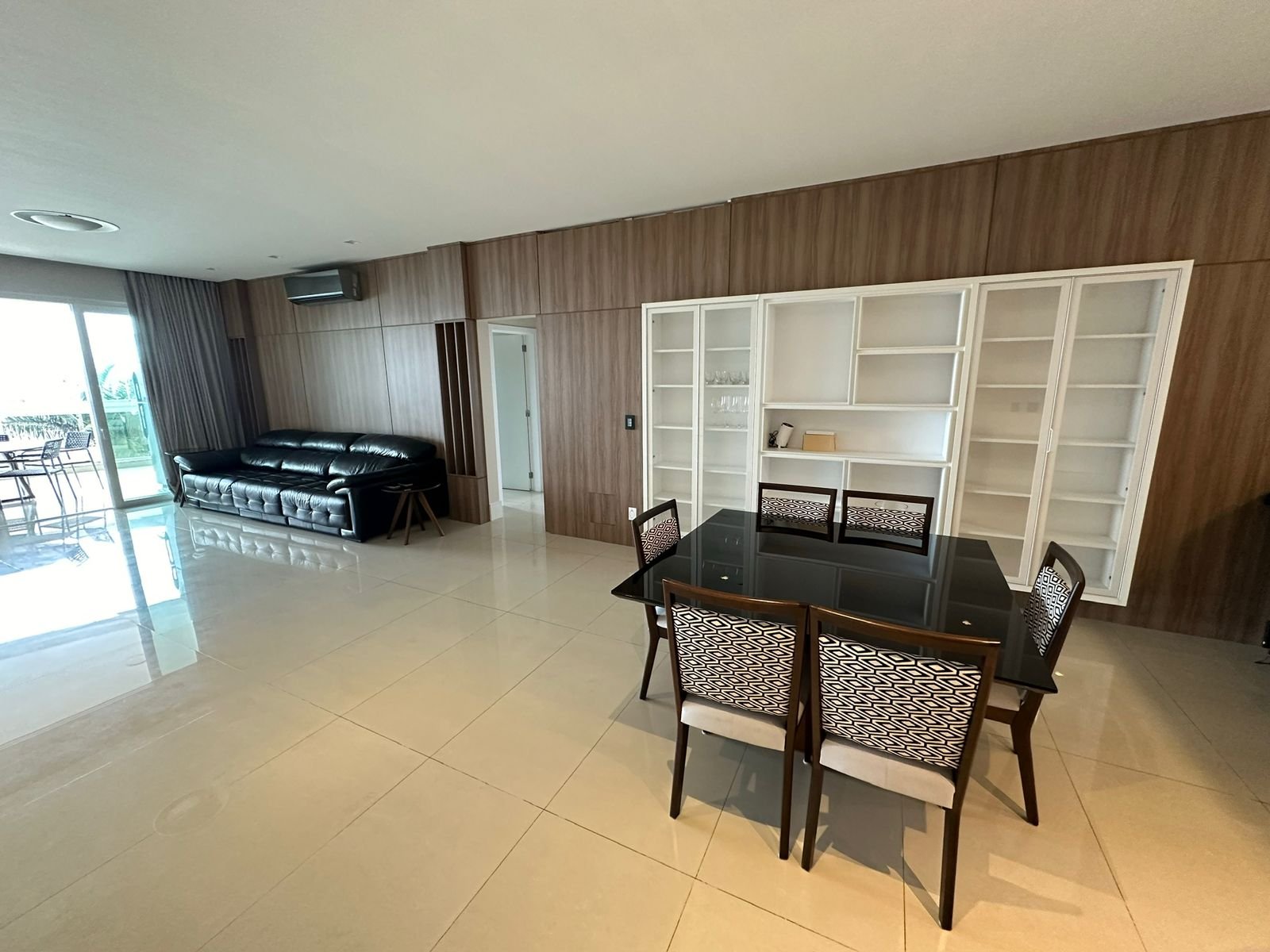 3 Bed, 4 Bath, ApartmentFor Sale, Florianópolis, Santa Catarina, 88054-600
