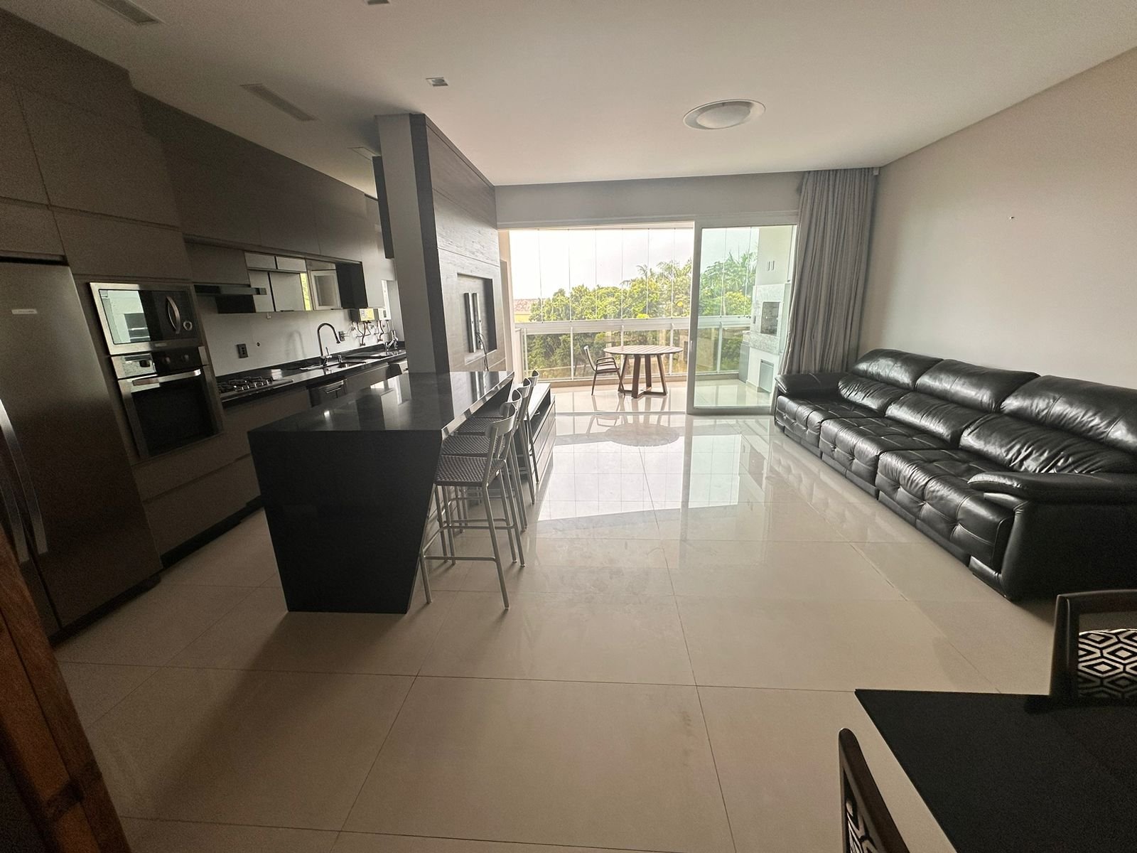 3 Bed, 4 Bath, ApartmentFor Sale, Florianópolis, Santa Catarina, 88054-600