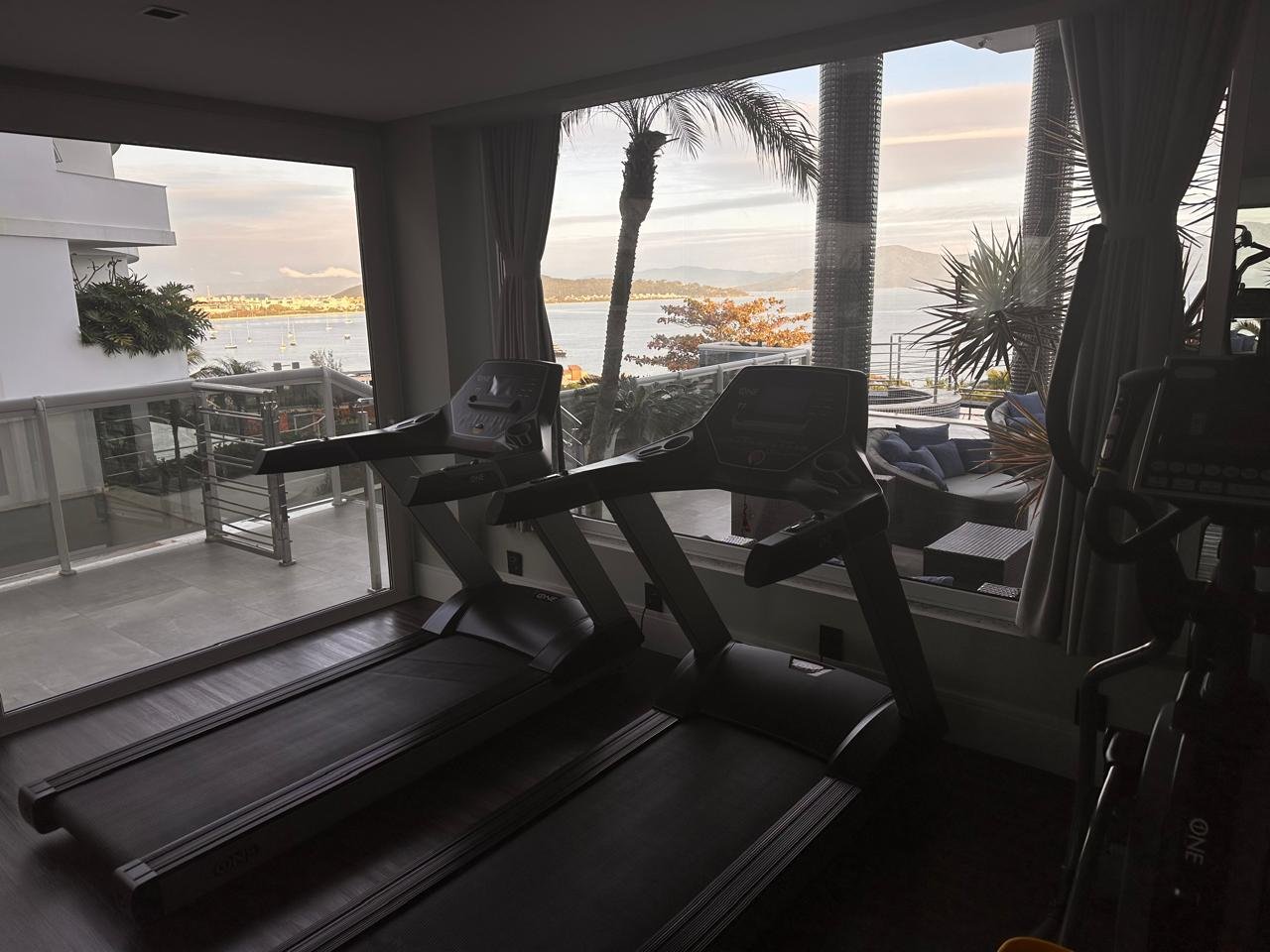 3 Bed, 4 Bath, ApartmentFor Sale, Florianópolis, Santa Catarina, 88054-600