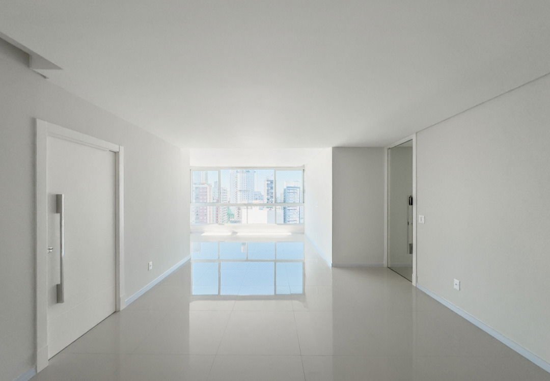 3 Bed, 4 Bath, ApartmentFor Sale, Santa Catarina, Balneário Camboriú