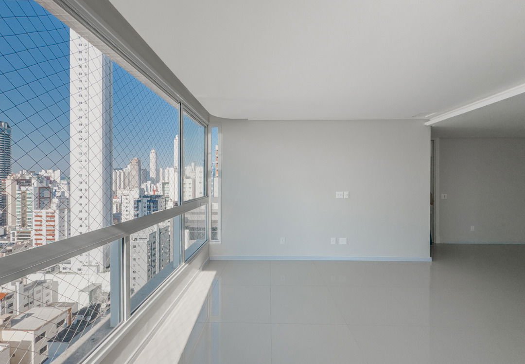 3 Bed, 4 Bath, ApartmentFor Sale, Santa Catarina, Balneário Camboriú