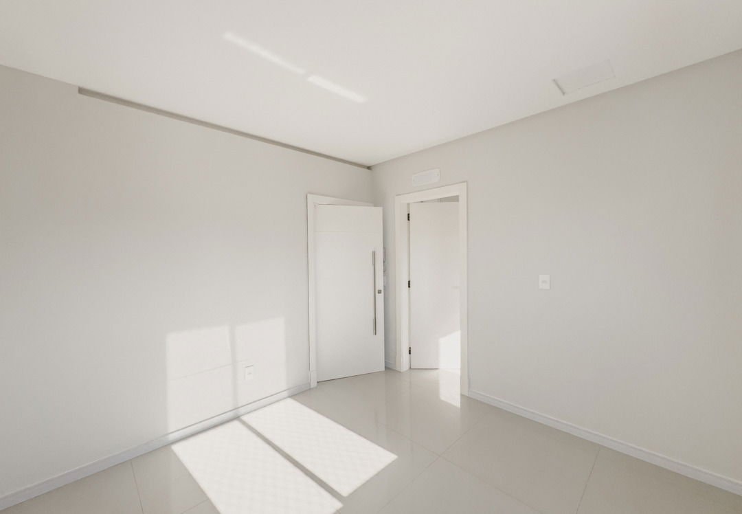 3 Bed, 4 Bath, ApartmentFor Sale, Santa Catarina, Balneário Camboriú