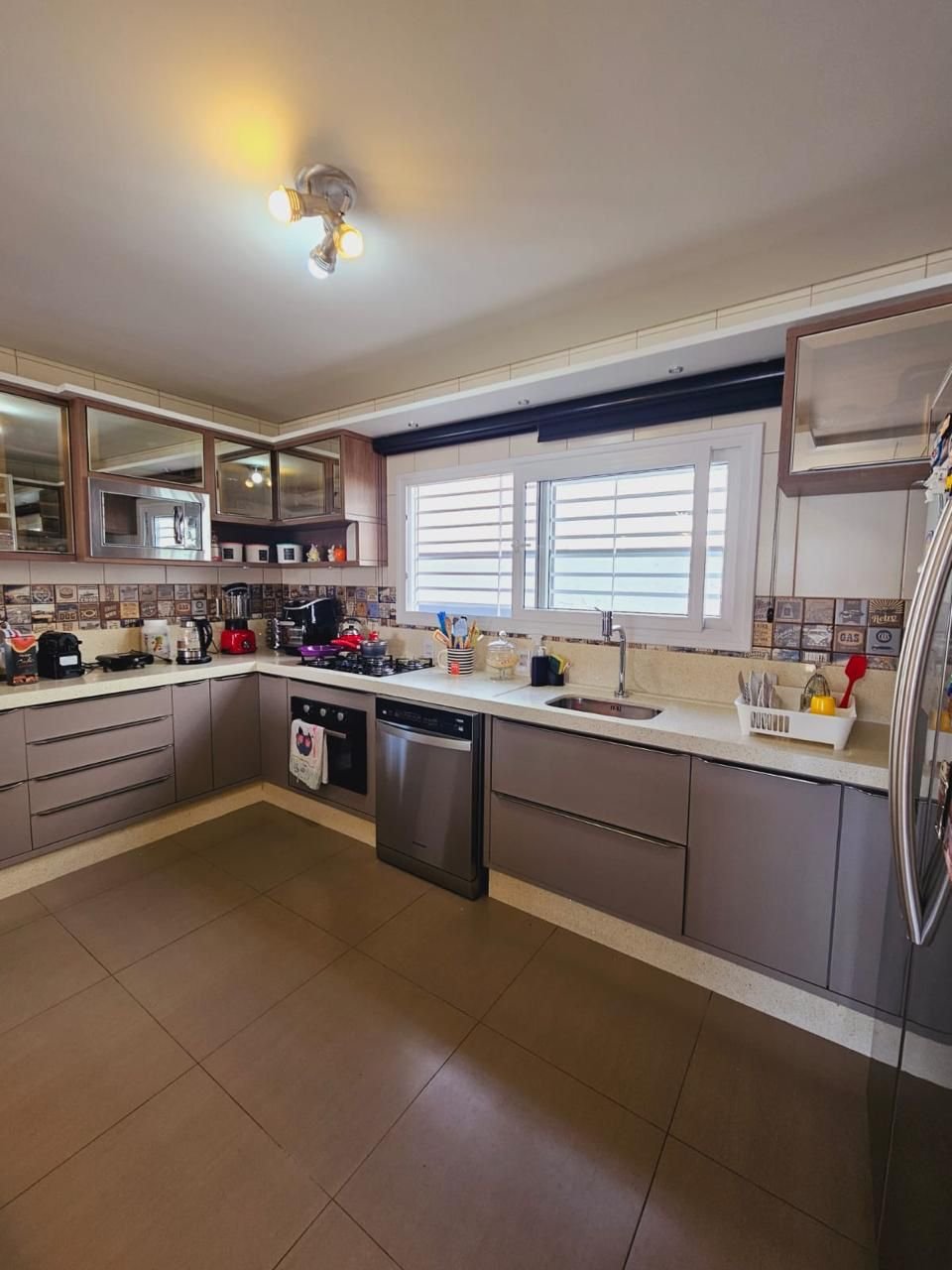 3 Bed, 3 Bath, HouseFor Sale, Ingleses do Rio Vermelho, Santa Catarina, 88058-300