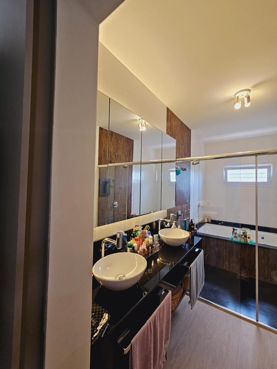 3 Bed, 3 Bath, HouseFor Sale, Ingleses do Rio Vermelho, Santa Catarina, 88058-300