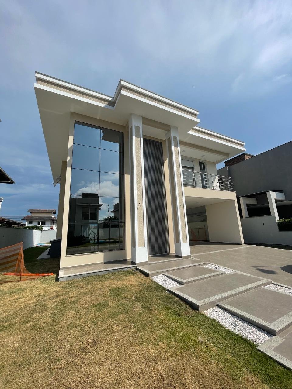 3 Bed, 4 Bath, HouseFor Sale