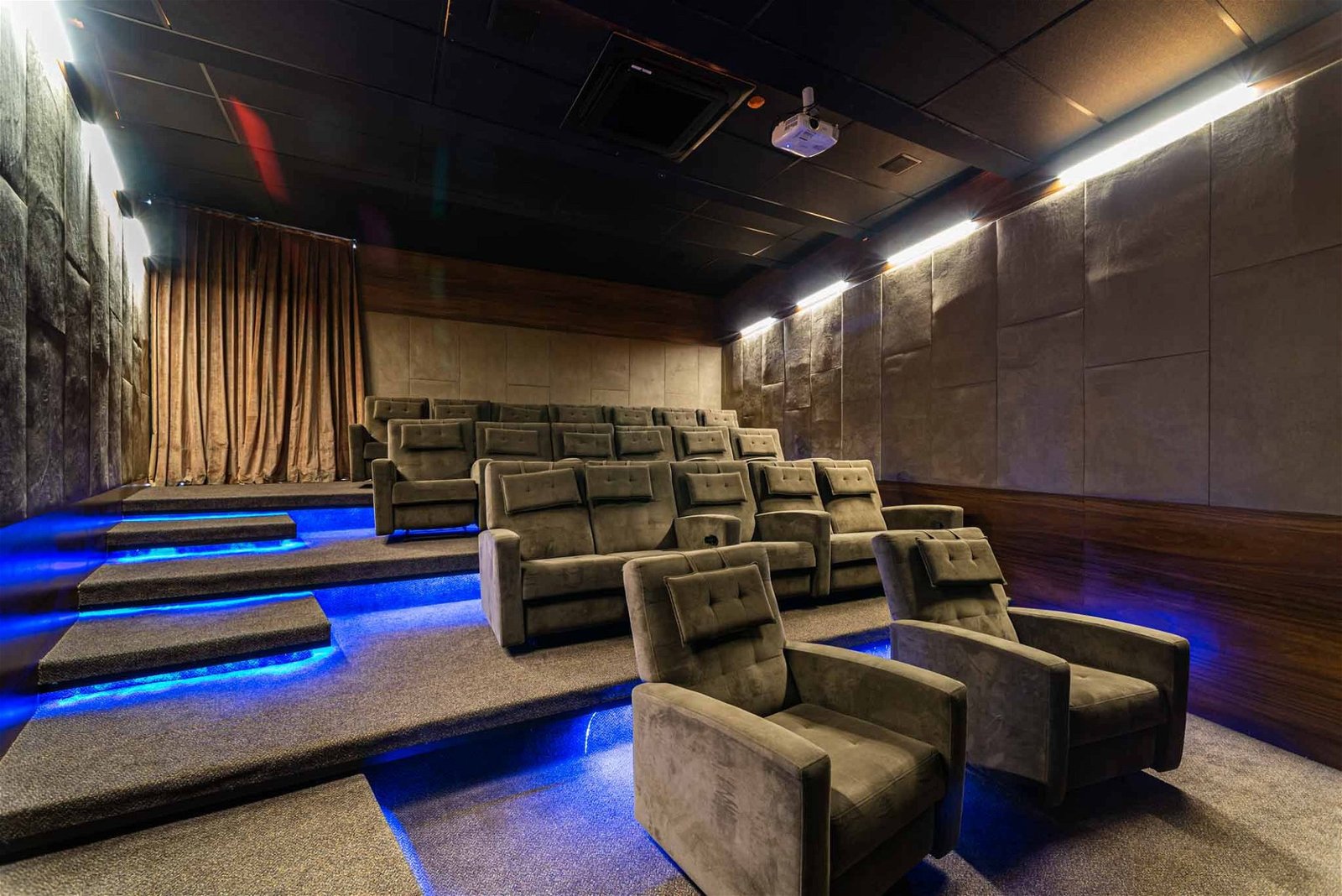 4 Bed, 6 Bath, ApartmentFor Sale, Praia Brava, Santa Catarina, 88306-806