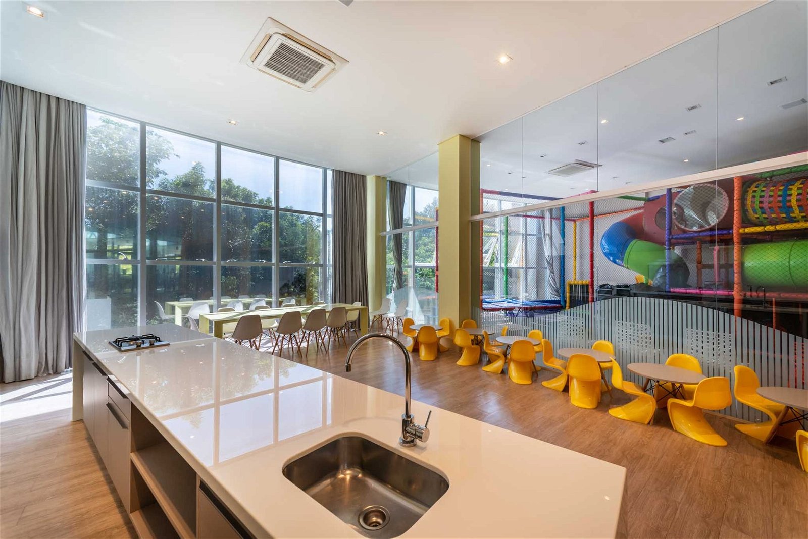 4 Bed, 6 Bath, ApartmentFor Sale, Praia Brava, Santa Catarina, 88306-806