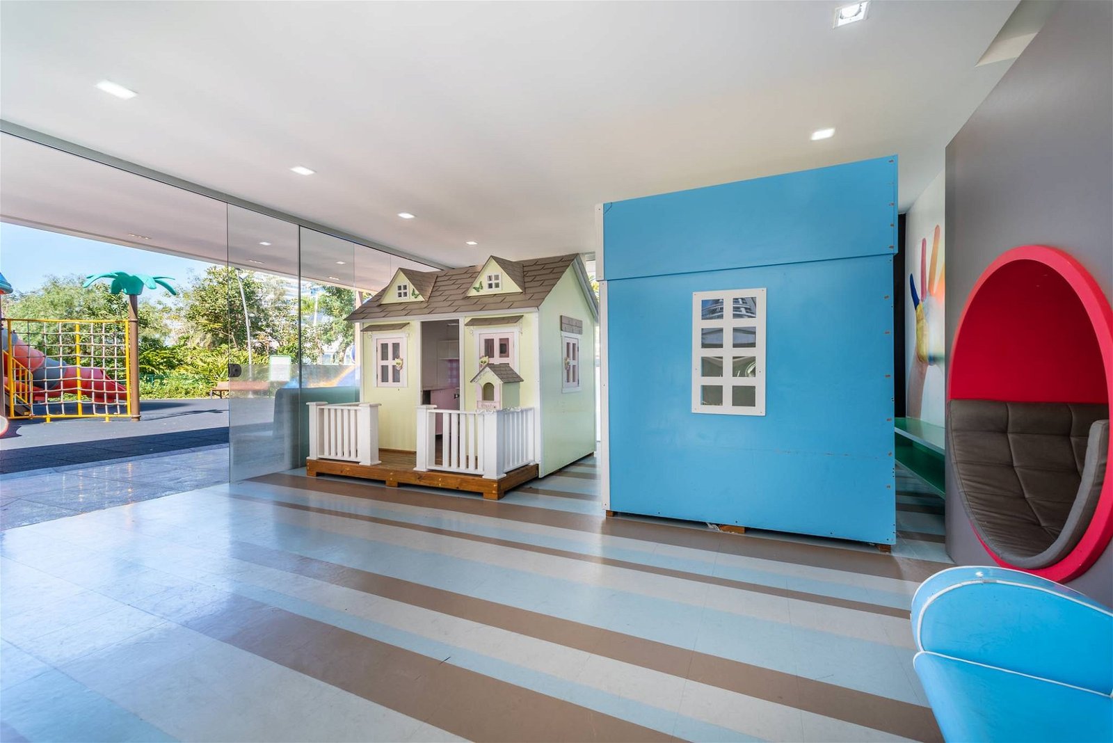 4 Bed, 6 Bath, ApartmentFor Sale, Praia Brava, Santa Catarina, 88306-806