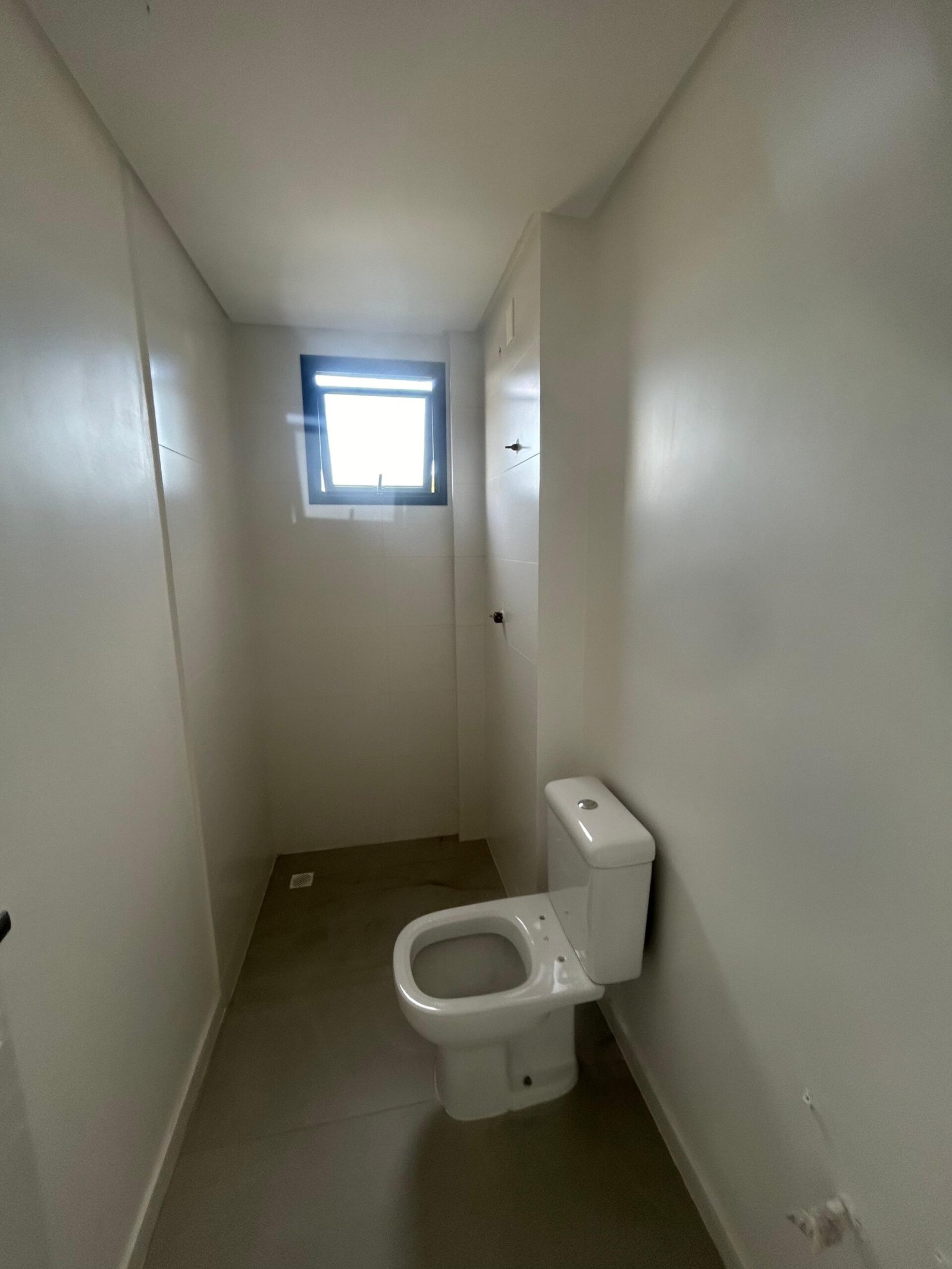 2 Bed, 2 Bath, ApartmentFor Sale, Praia Brava, Santa Catarina, 88306-790