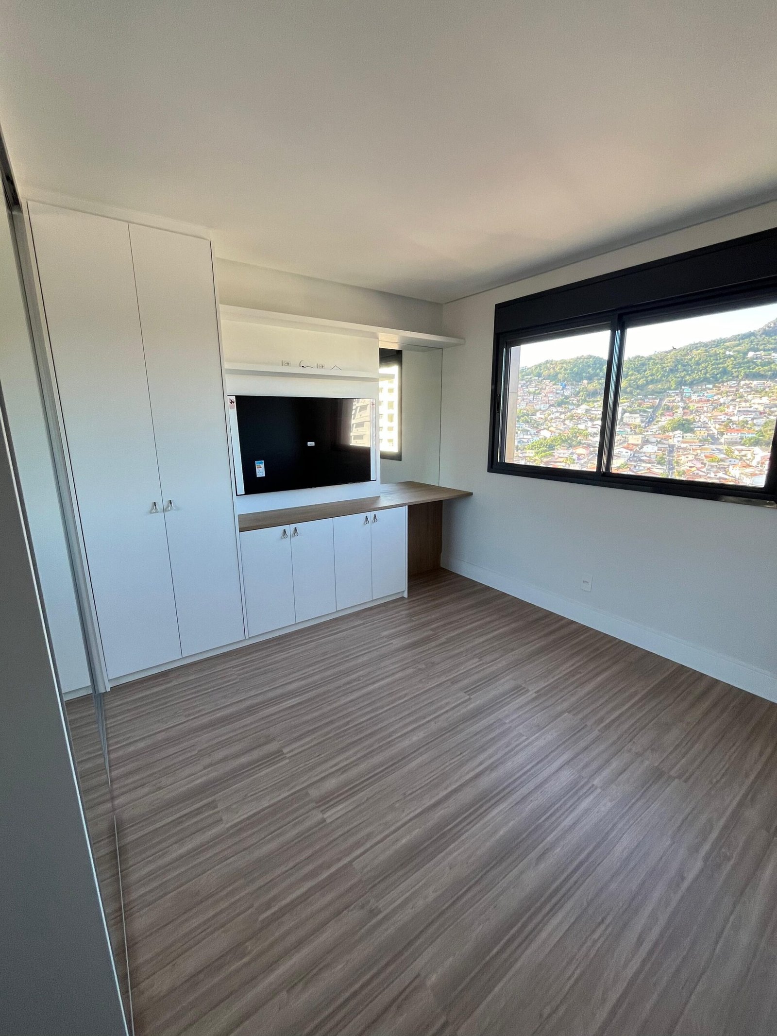3 Bed, 2 Bath, ApartmentFor Sale, Santa Catarina, Agronômica