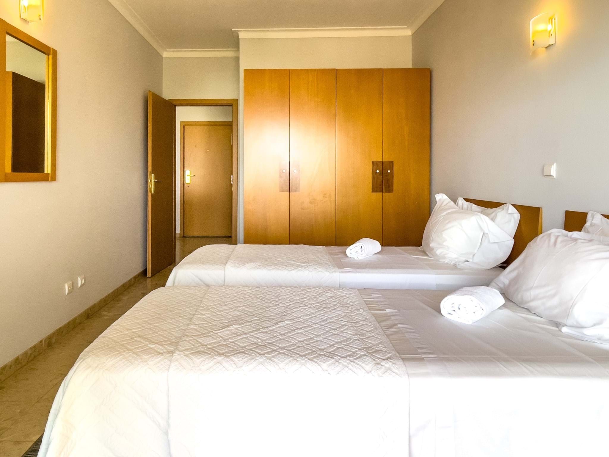 1 Bed, 1 Bath, ApartmentFor Sale, Praia da Rocha, Portimão, Faro, 8500-801