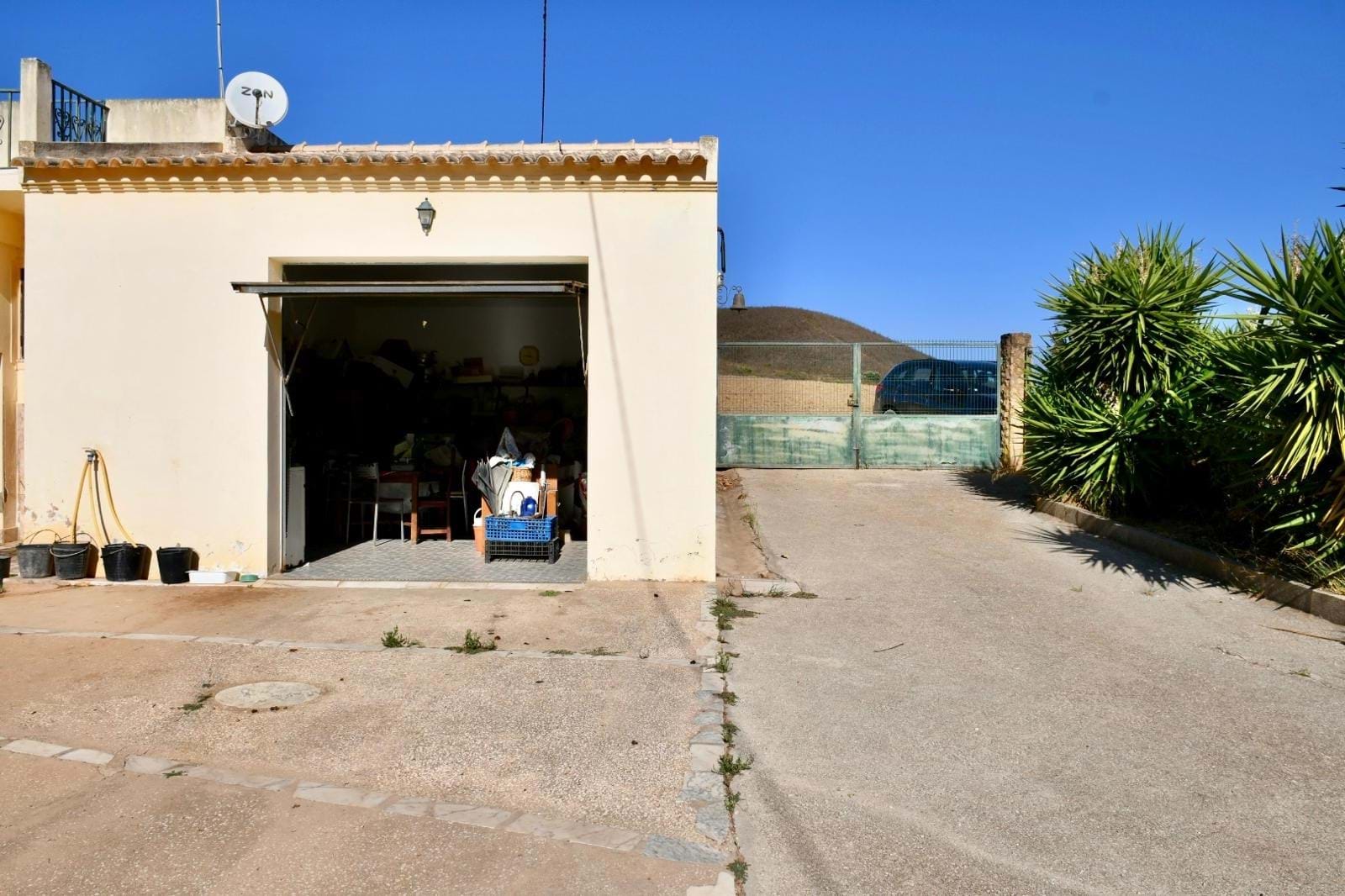 3 Bed, 2 Bath, HouseFor Sale, Portimao, Faro, 8500-132