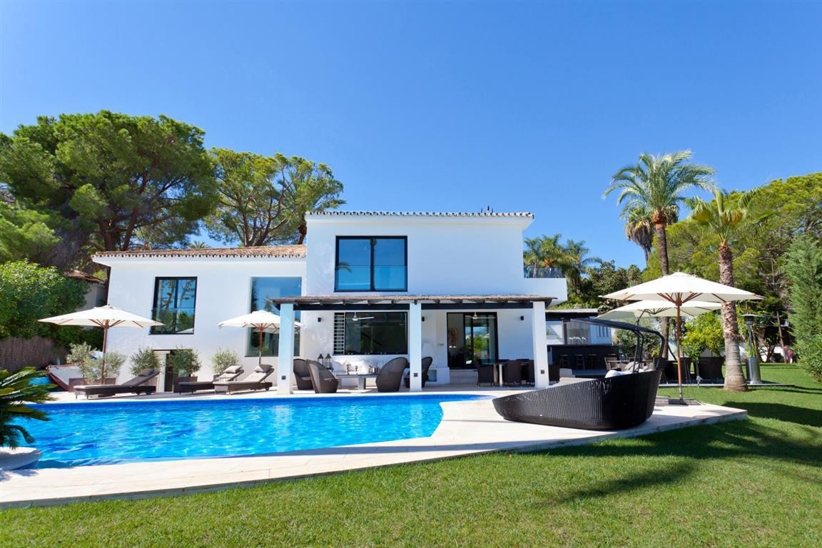 5 Bed, 6 Bath, HouseFor Sale, Nueva Andalucia, Malaga