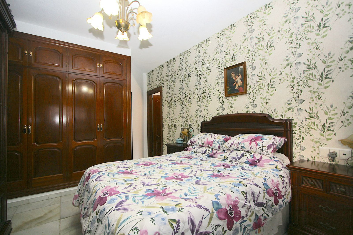 2 Bed, 2 Bath, ApartmentFor Sale, Fuengirola, Malaga