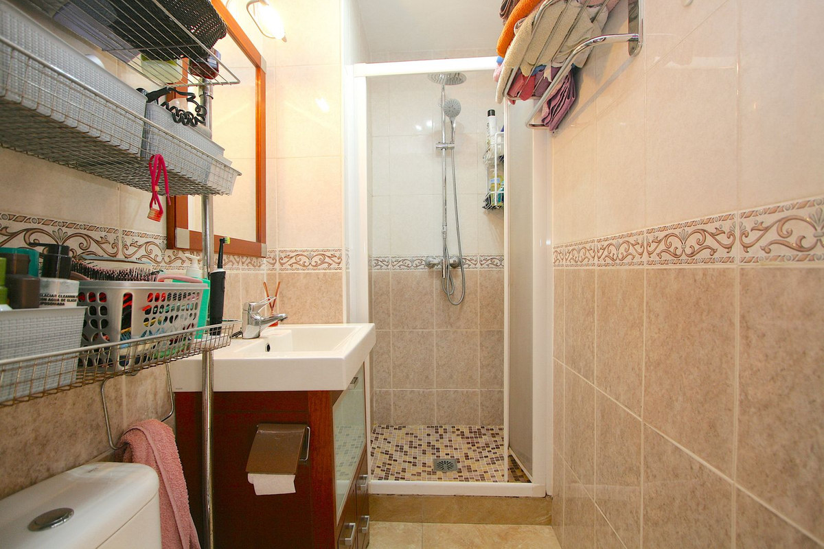 2 Bed, 2 Bath, ApartmentFor Sale, Fuengirola, Malaga