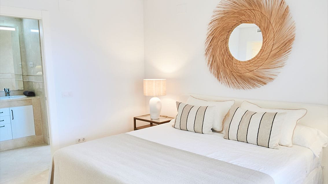 3 Bed, 2 Bath, ApartmentFor Sale, Marbella, Malaga