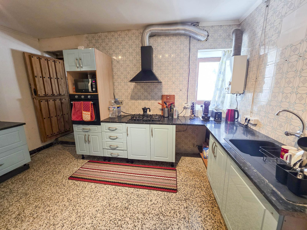 3 Bed, 1 Bath, HouseFor Sale, Jimena de la Frontera, Cadiz