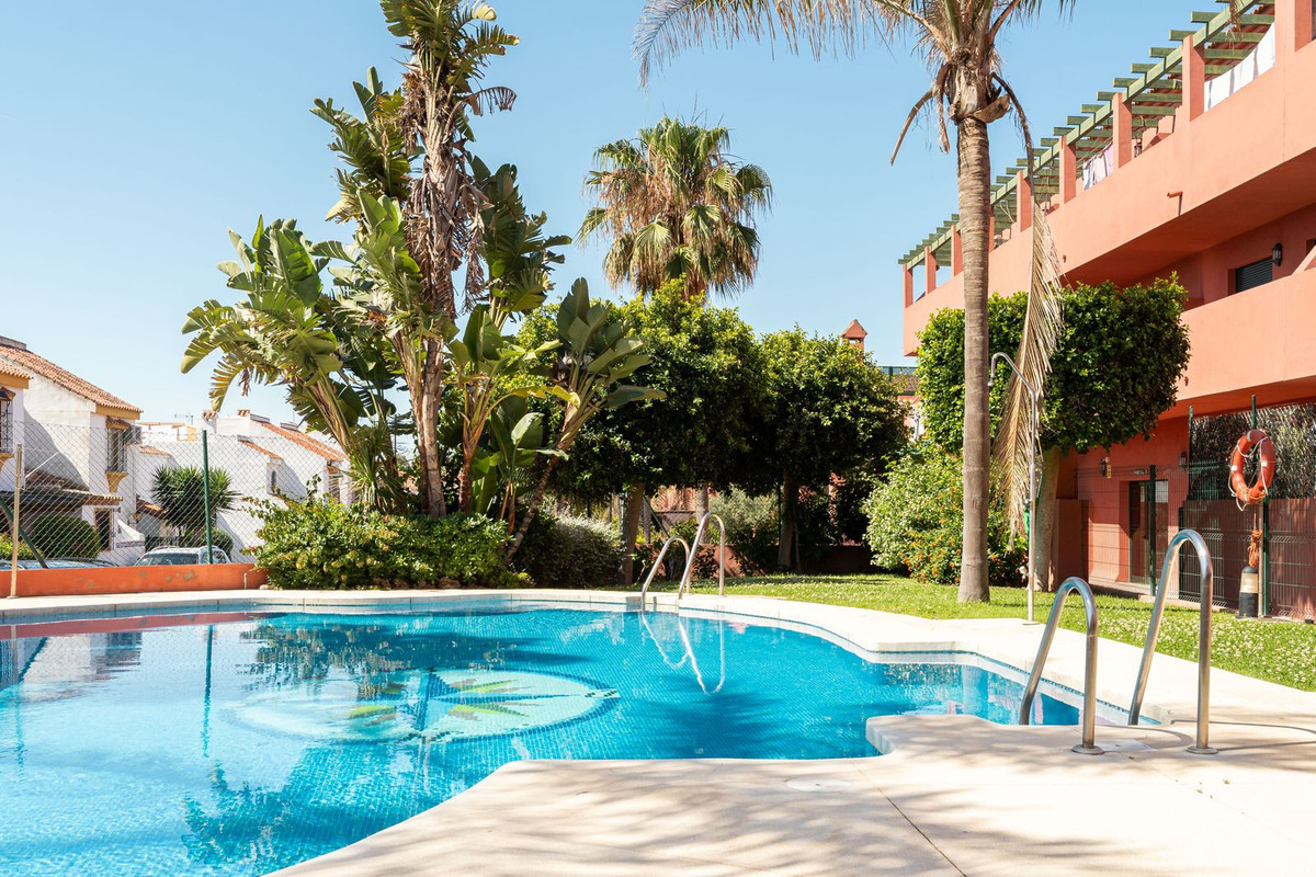1 Bed, 1 Bath, ApartmentFor Sale, Casares Playa, Malaga