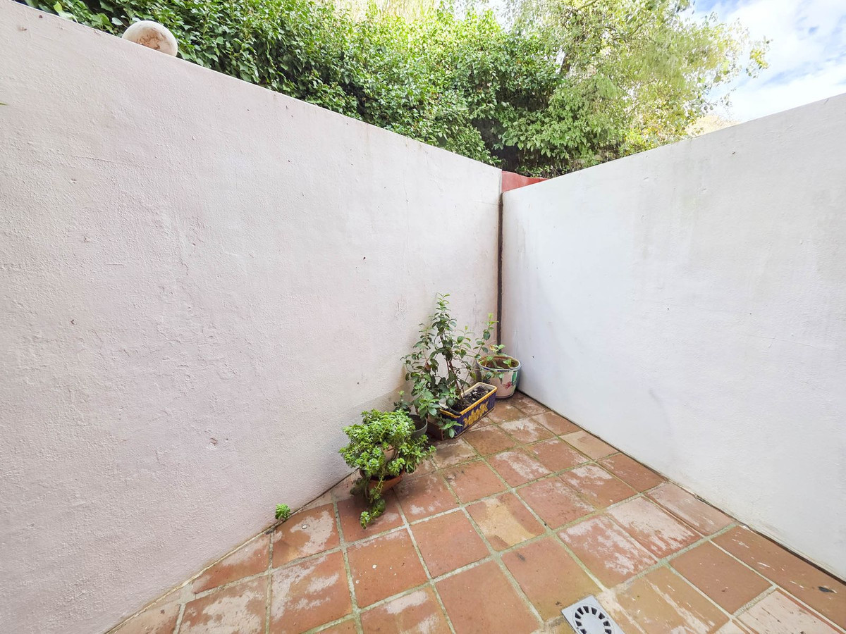 1 Bed, 1 Bath, ApartmentFor Sale, Casares Playa, Malaga