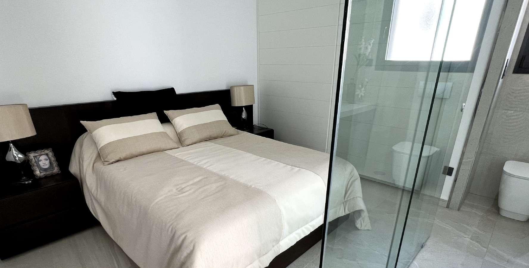 3 Bed, 2 Bath, HouseFor Sale, Rojales, Alicante