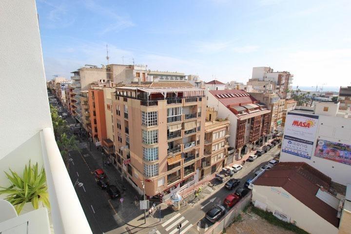 2 Bed, 2 Bath, ApartmentFor Sale, Torrevieja, Alicante