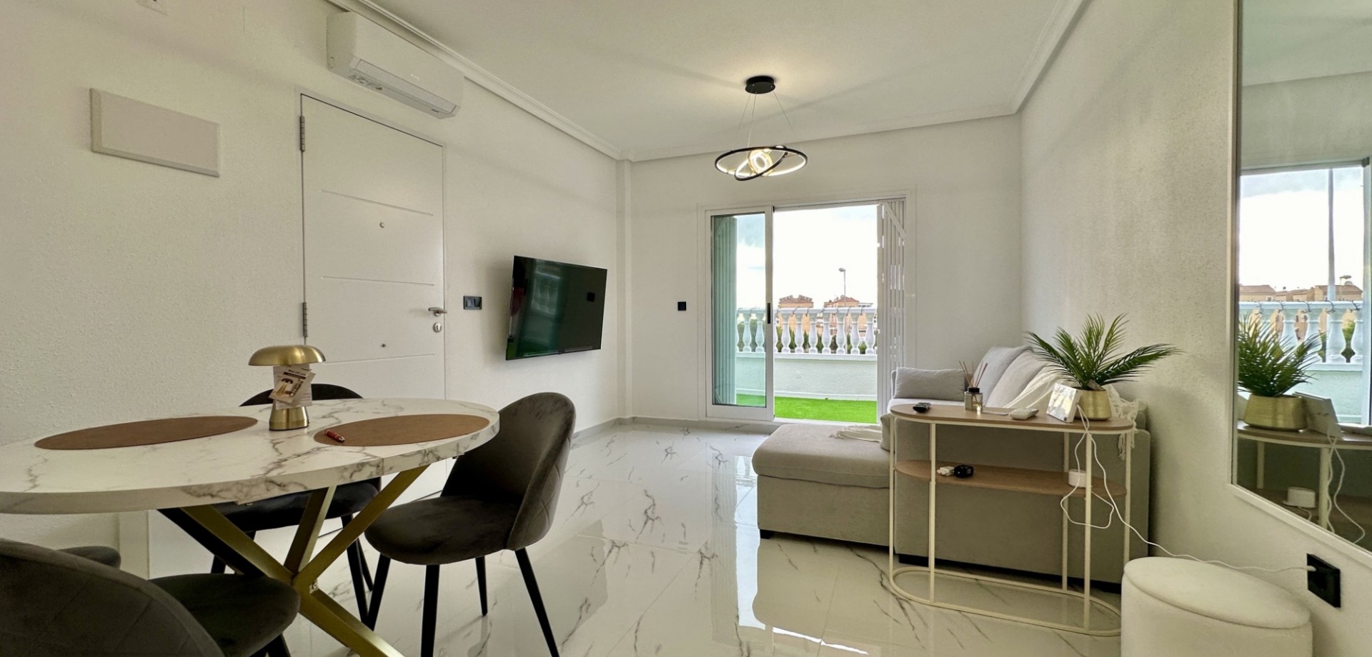 1 Bed, 1 Bath, ApartmentFor Sale, Orihuela Costa, Alicante