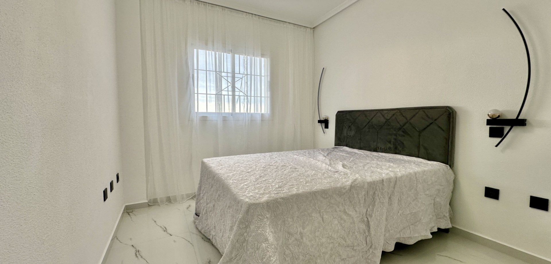 1 Bed, 1 Bath, ApartmentFor Sale, Orihuela Costa, Alicante