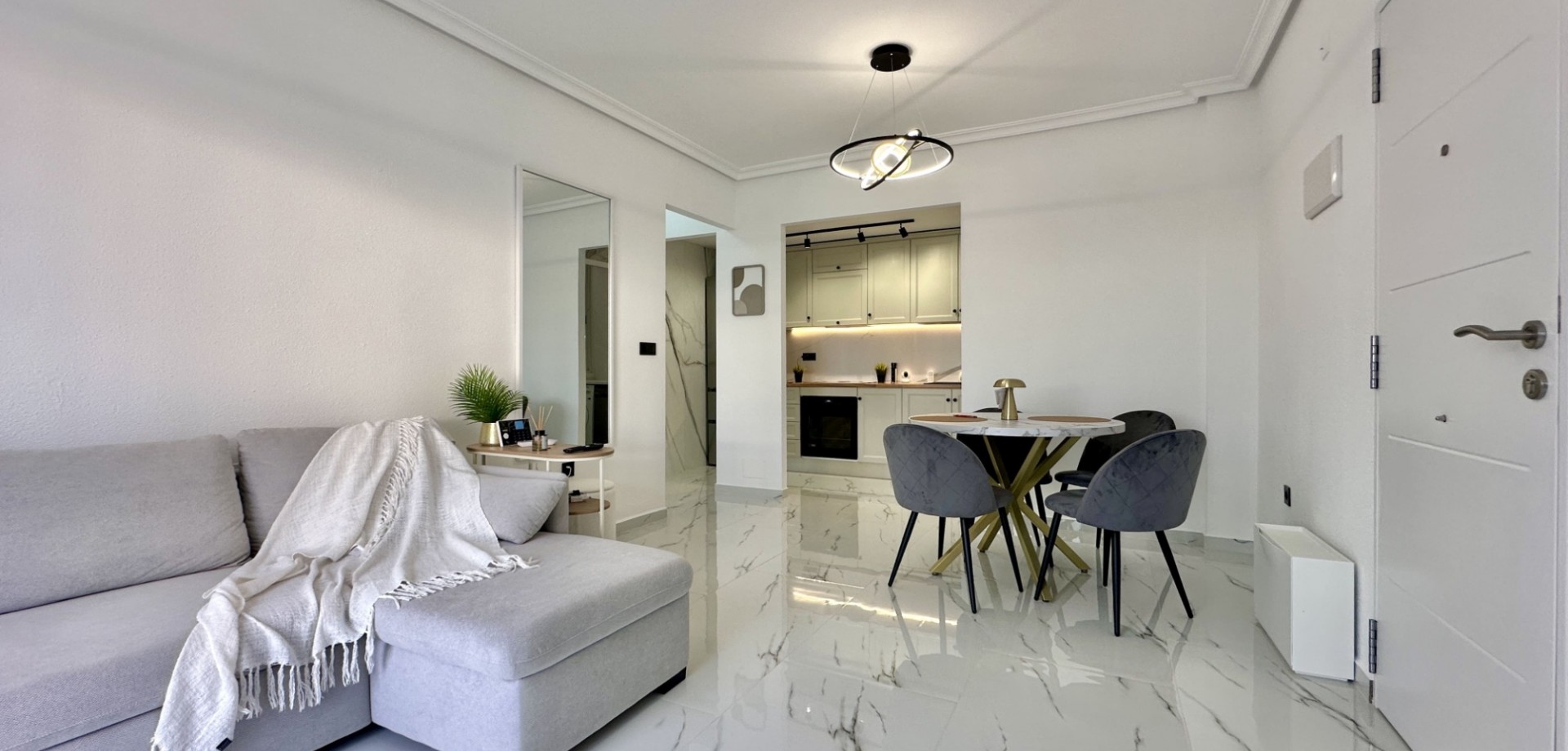 1 Bed, 1 Bath, ApartmentFor Sale, Orihuela Costa, Alicante