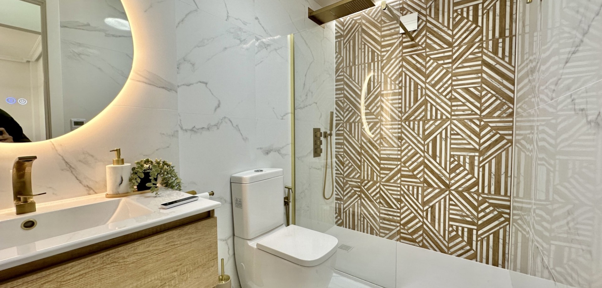 1 Bed, 1 Bath, ApartmentFor Sale, Orihuela Costa, Alicante