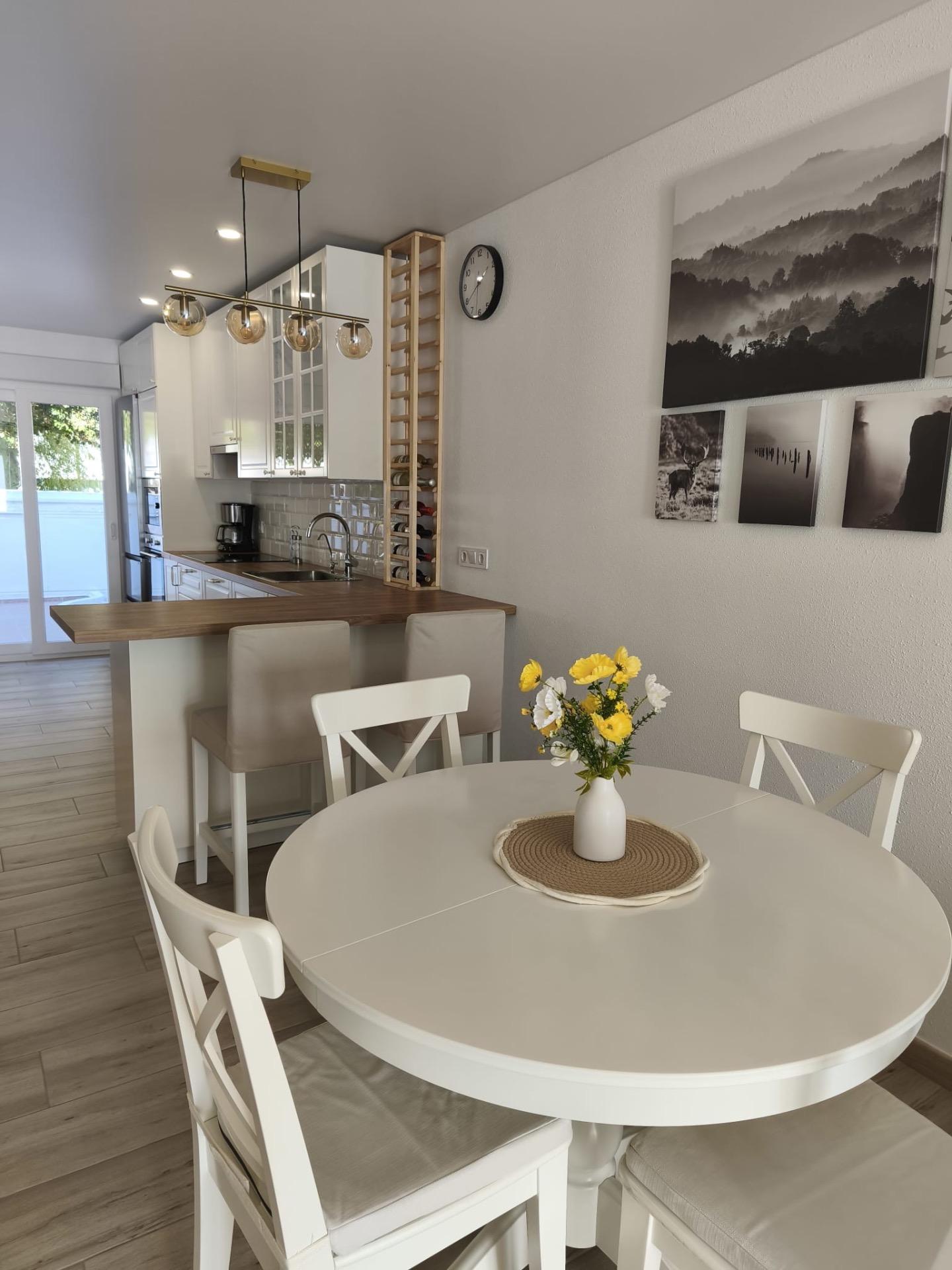 3 Bed, 2 Bath, HouseFor Sale, Torrevieja, Alicante