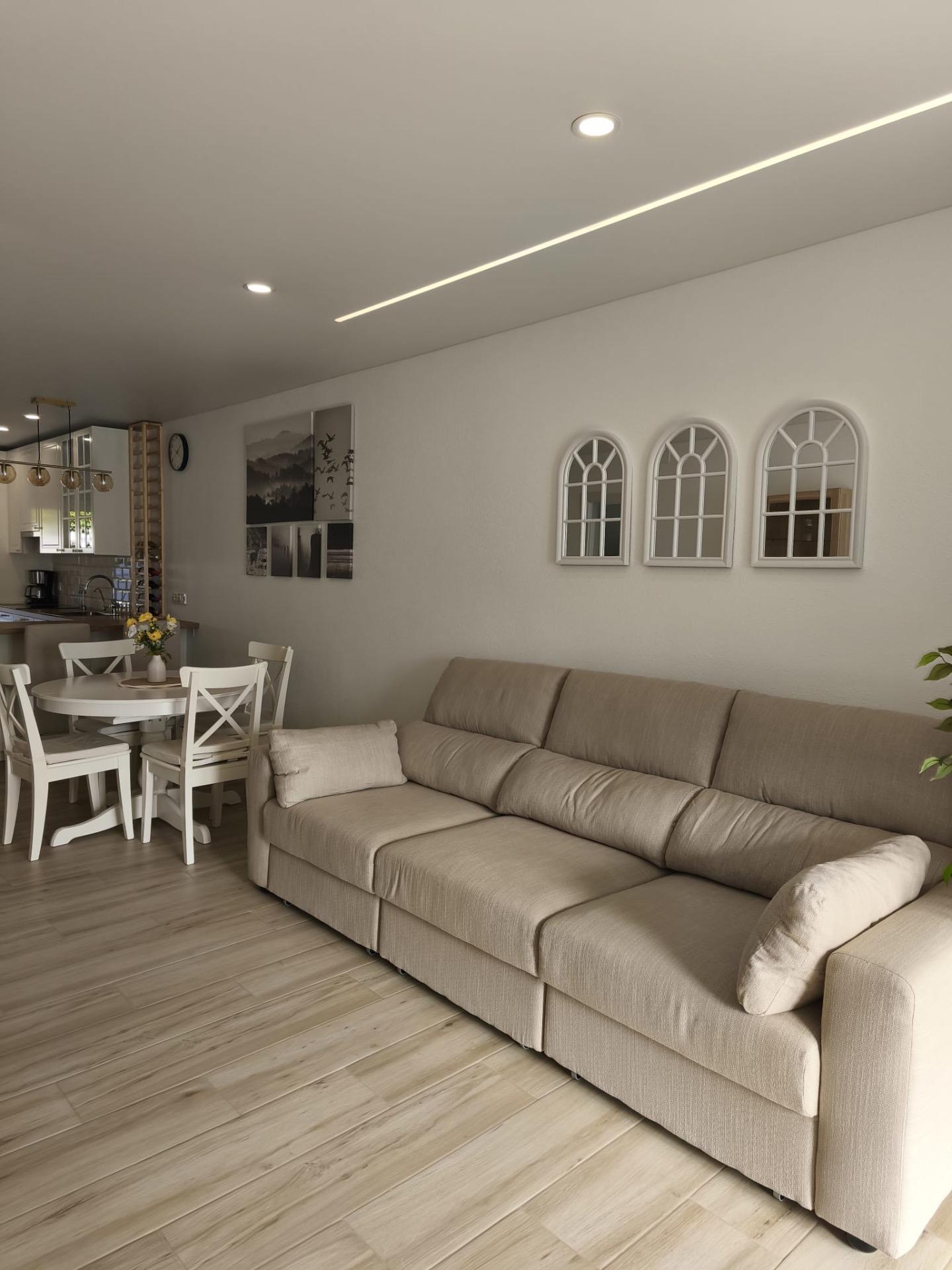 3 Bed, 2 Bath, HouseFor Sale, Torrevieja, Alicante