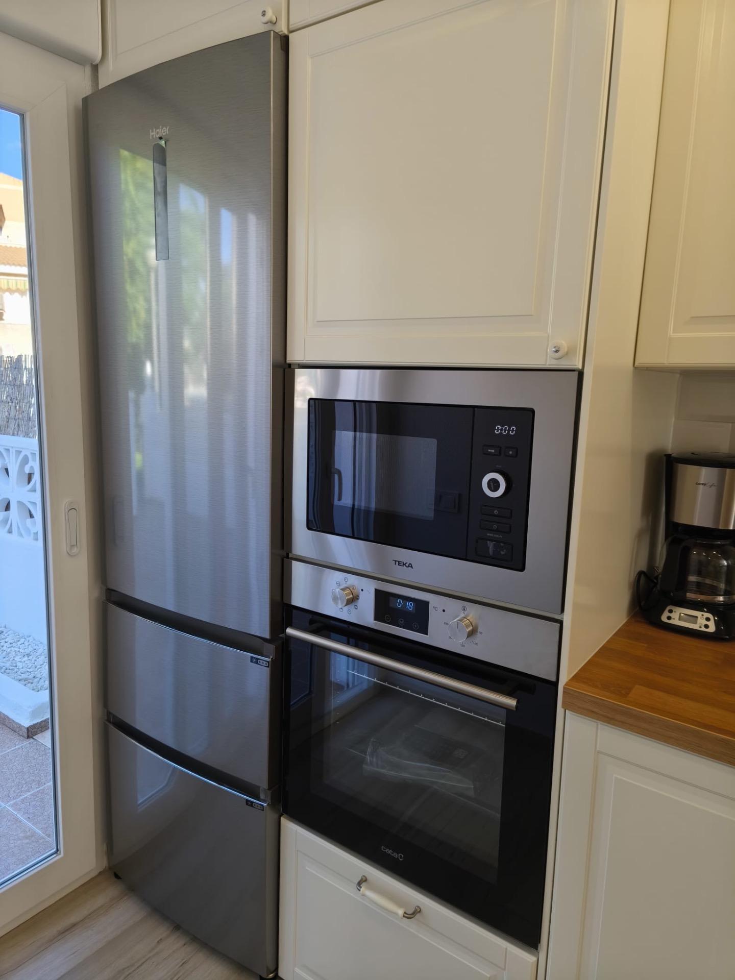 3 Bed, 2 Bath, HouseFor Sale, Torrevieja, Alicante